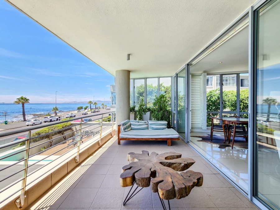 3 Bedroom Property for Sale in Mouille Point Western Cape